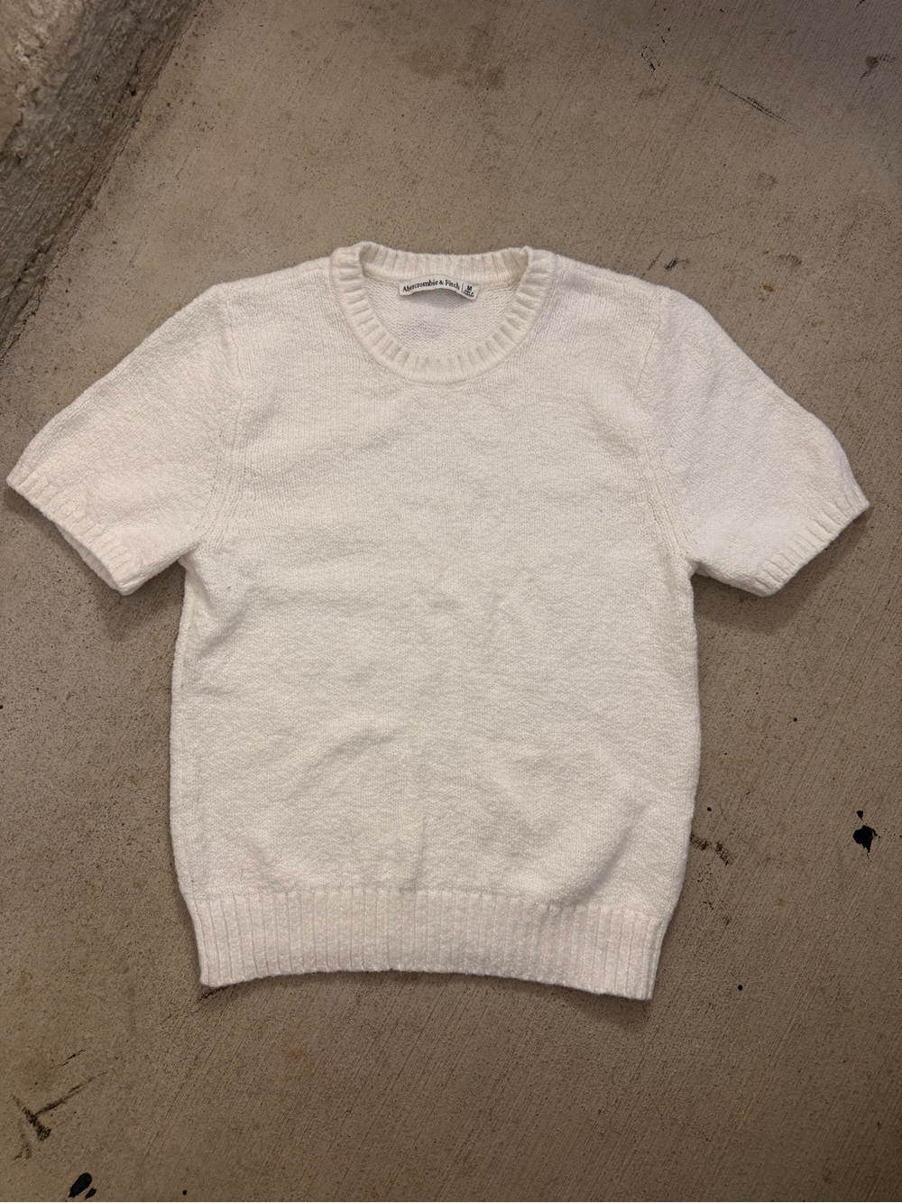 Abercrombie & Fitch White Short-Sleeve Crewneck Sweater